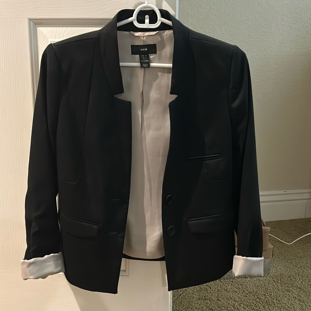 H&M black blazer